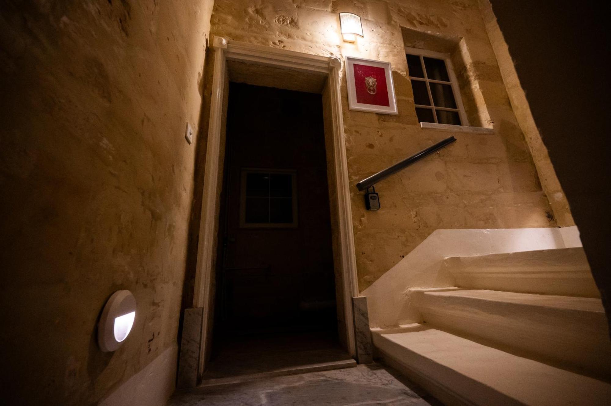 סנגלאה Arcanum Apartment 1 Very Close To Seafront Bus Station And Ferry To Valletta מראה חיצוני תמונה